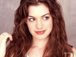 Anne Hathaway photo #