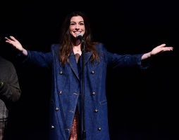 Anne Hathaway pic #1310973