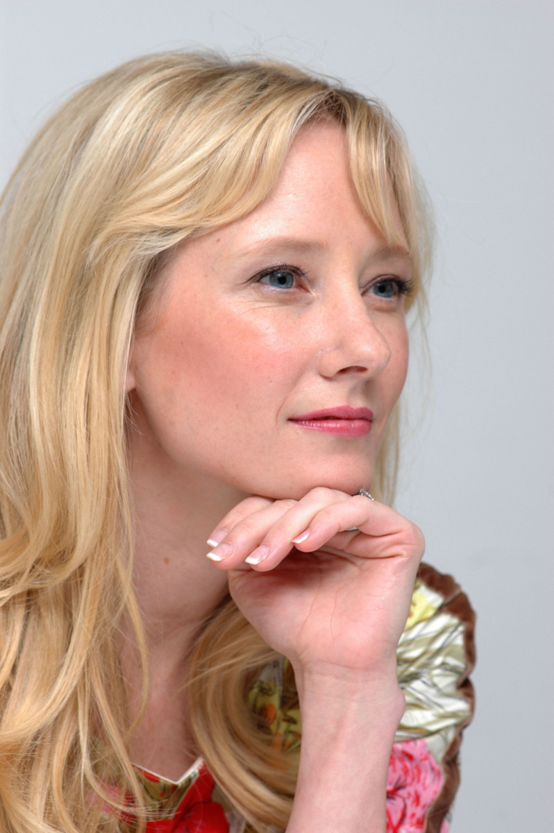 Anne Heche: pic #478473