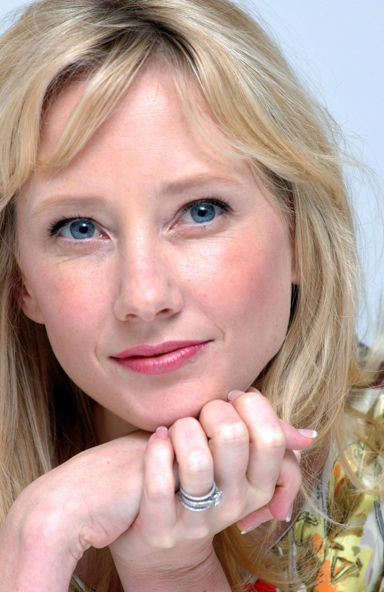 Anne Heche: pic #206087