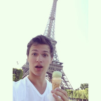 Ansel Elgort photo #