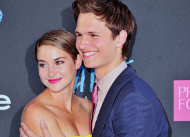 Ansel Elgort photo #