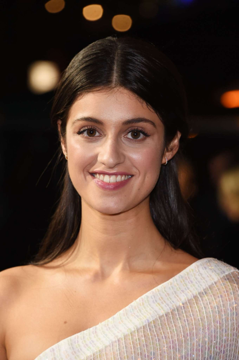 Anya Chalotra photo 4 of 1 pics, wallpaper - photo #1198765 - ThePlace2