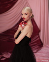 photo 3 in Anya Taylor-Joy gallery [id1289845] 2021-12-24