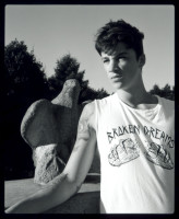 Ash Stymest photo #