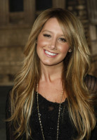 photo 14 in Ashley Tisdale gallery [id160949] 2009-06-04
