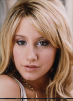 photo 4 in Ashley Tisdale gallery [id135404] 2009-02-24