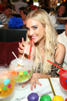 Ashlee Simpson pic #1326522