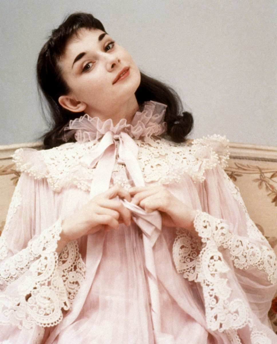 Audrey Hepburn: pic #278455