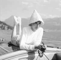 Audrey Hepburn photo #