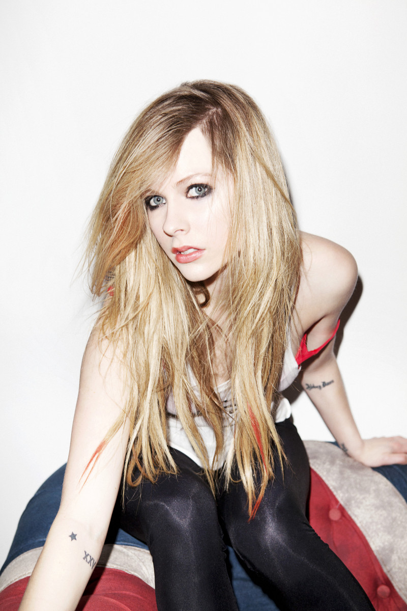 Avril Lavigne: pic #447422