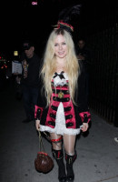 Avril Lavigne pic #1078227
