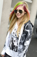 photo 20 in Avril Lavigne gallery [id527366] 2012-09-01