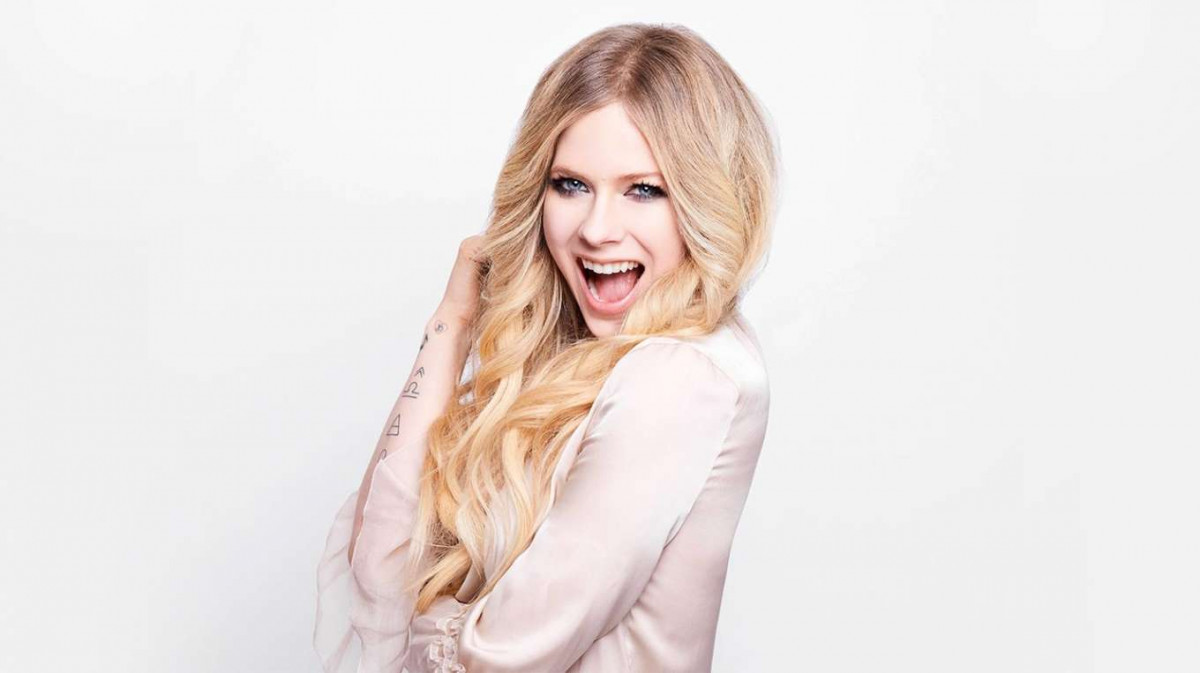 Avril Lavigne: pic #1152430