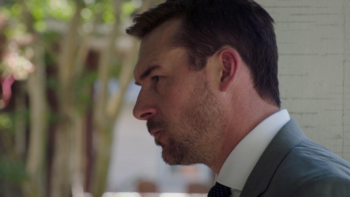 Barry Sloane : pic #1284789