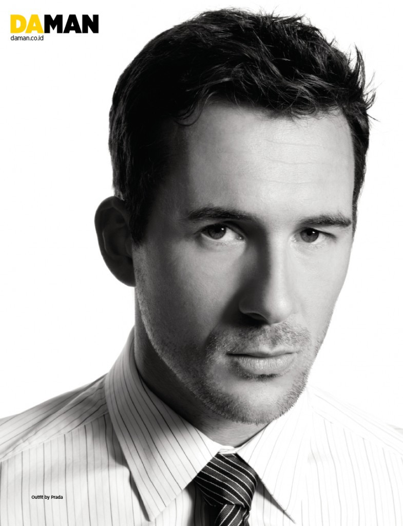 Barry Sloane : pic #1206934