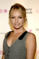 Becki Newton photo #