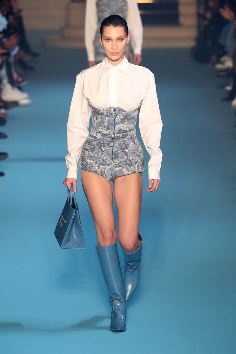 Bella Hadid photo 2025 of 4169 pics, wallpaper photo 1015519 ThePlace2
