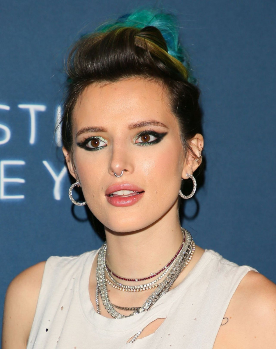 Bella Thorne: pic #1072053