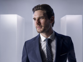 photo 8 in Ben Barnes gallery [id1288437] 2021-12-19