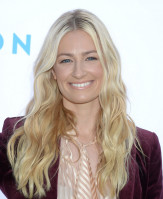 Beth Behrs photo #