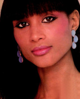 Beverly Johnson photo #