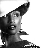 Beverly Johnson photo #