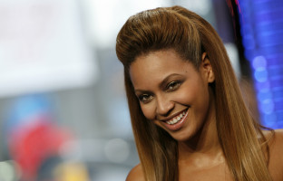photo 17 in Beyonce Knowles gallery [id115714] 2008-11-12