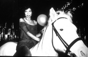 photo 11 in Bianca Jagger gallery [id267993] 2010-06-30