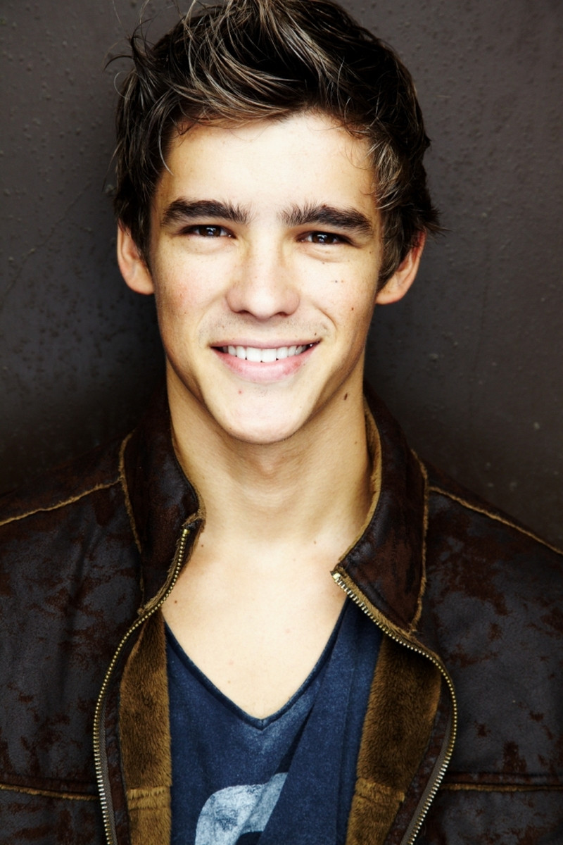 Brenton Thwaites: pic #566661