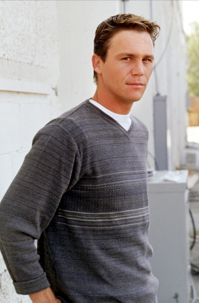 Brian Krause photo 9 of 10 pics, wallpaper photo 458973 ThePlace2