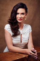 Bridget Regan photo #