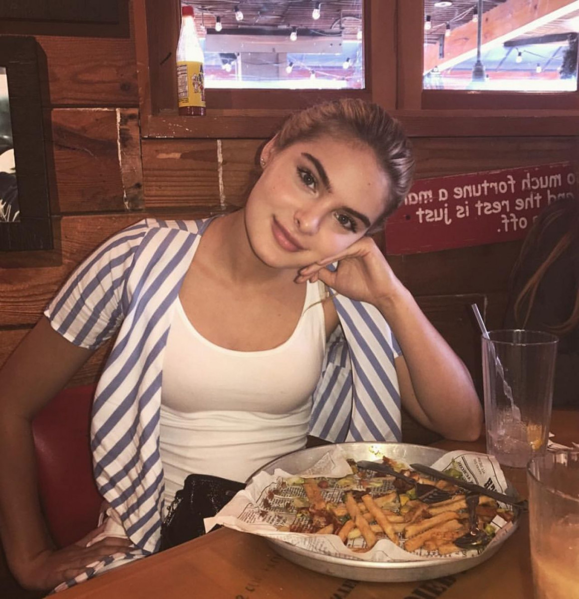 Brighton Sharbino: pic #1070422