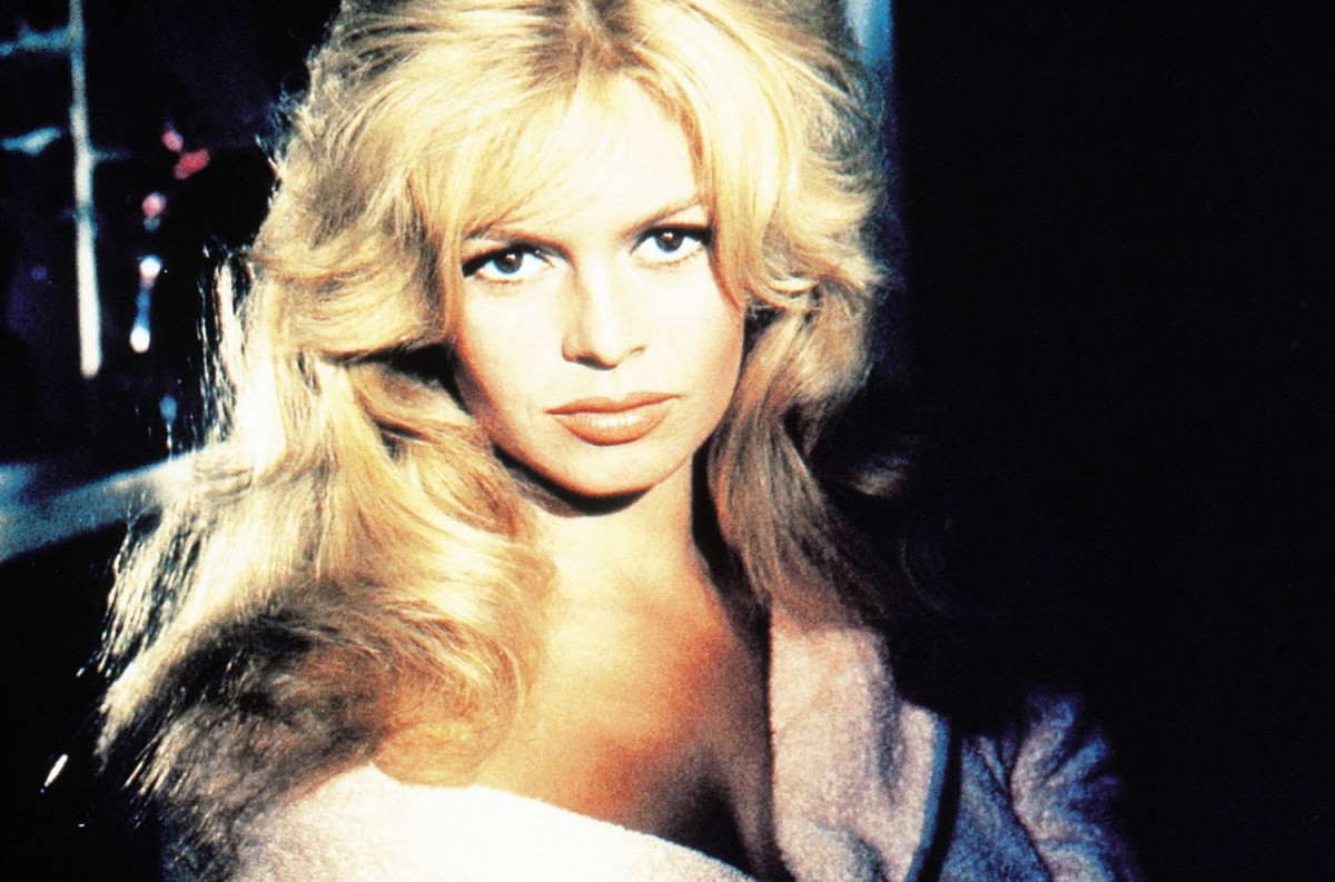 Brigitte Bardot: pic #403421