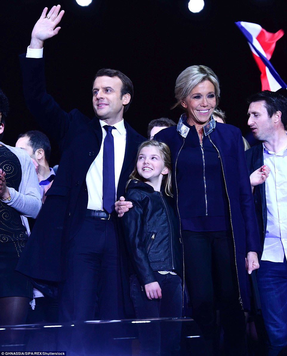 Brigitte Macron: pic #954773