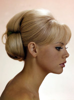 Britt Ekland pic #359330