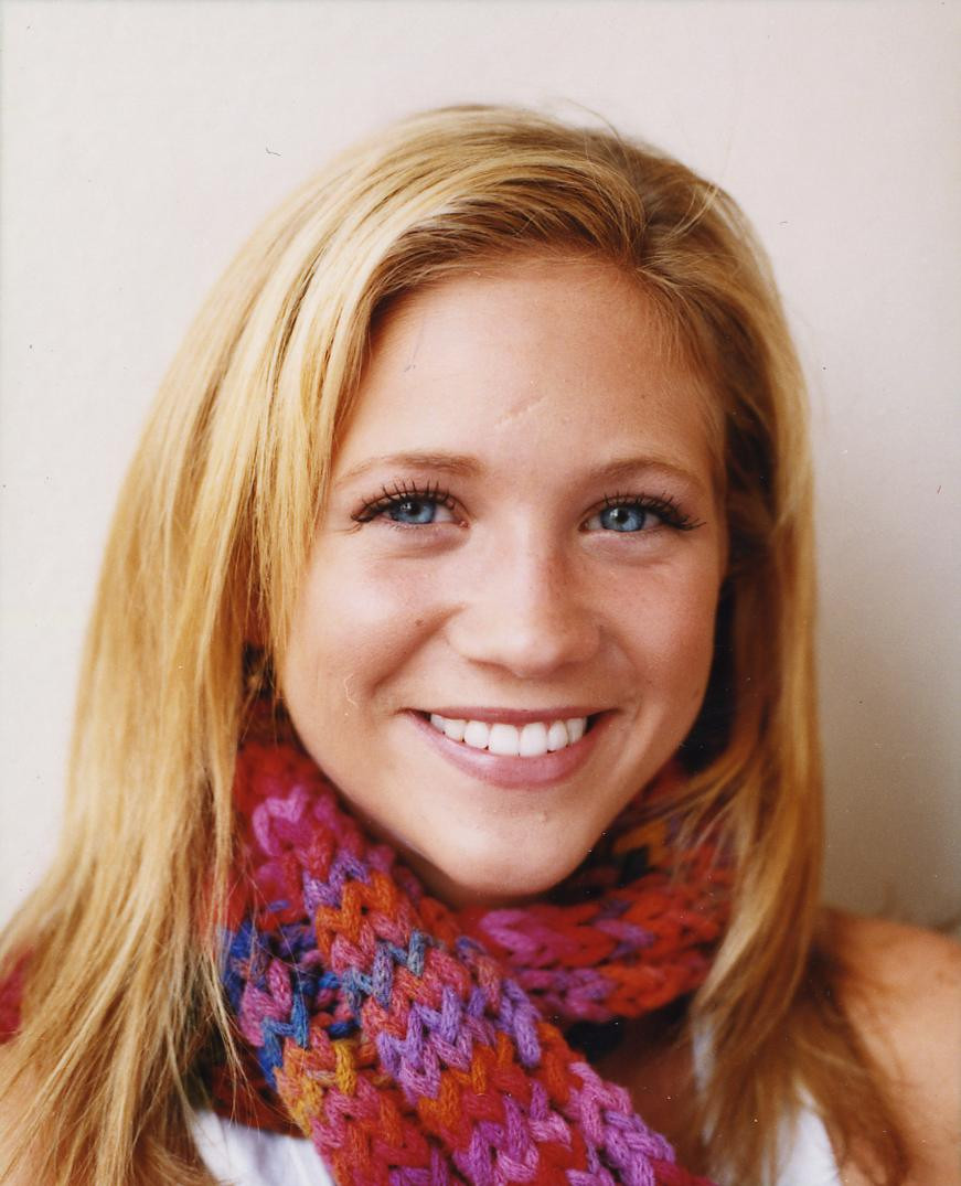 Brittany Snow: pic #212217