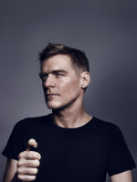 Bryan Adams photo #