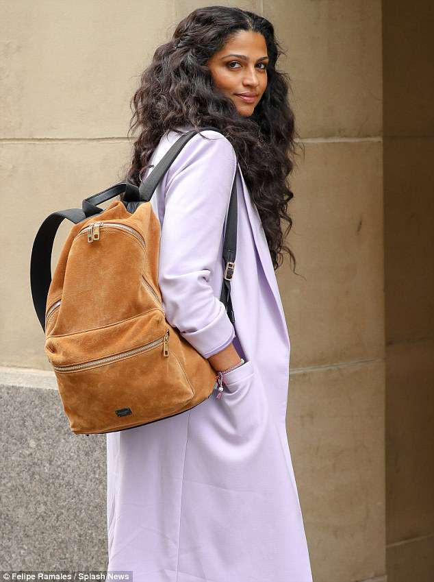 Camila Alves: pic #1025035