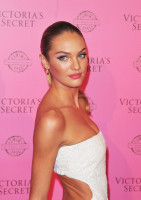 photo 3 in Candice Swanepoel gallery [id364842] 2011-04-04