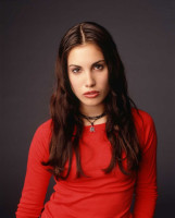 Carly Pope photo #