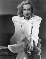 Carole Lombard photo #