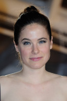 Caroline Dhavernas pic #924099