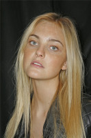 photo 7 in Caroline Trentini gallery [id179640] 2009-09-14