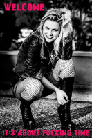 Carrie Keagan photo #