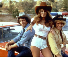 Catherine Bach photo #