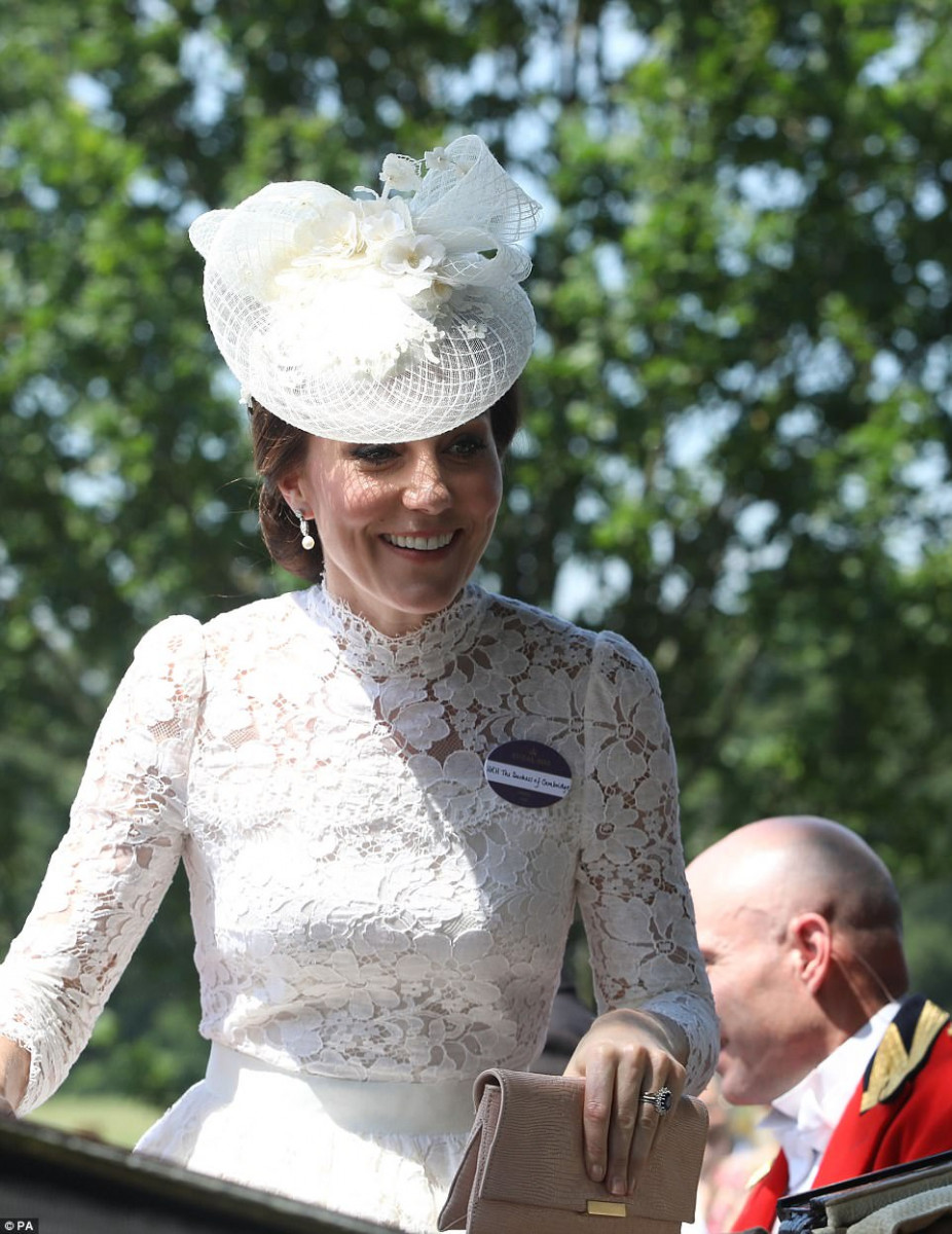 Catherine, Duchess of Cambridge: pic #945119