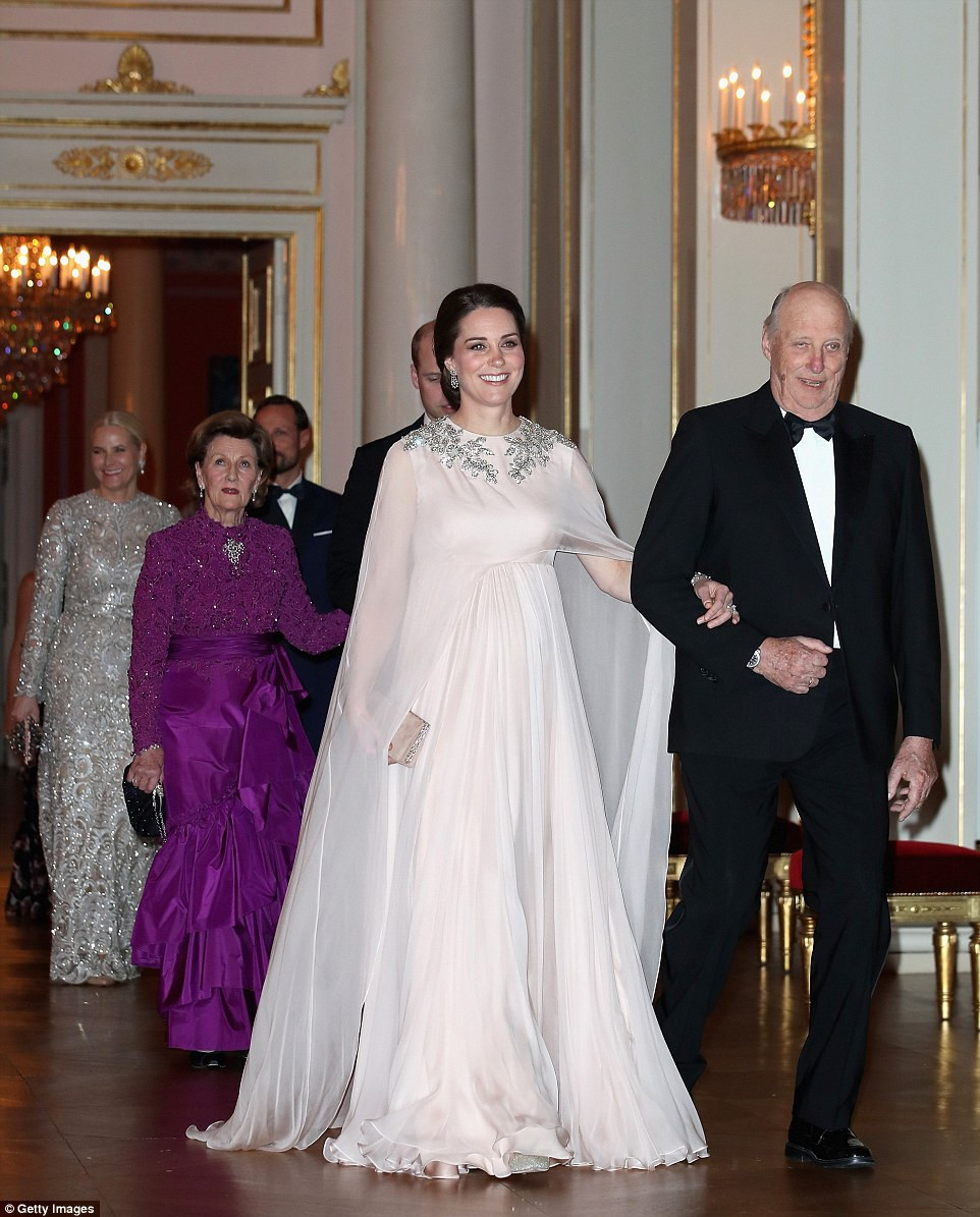 Catherine, Duchess of Cambridge: pic #1004400