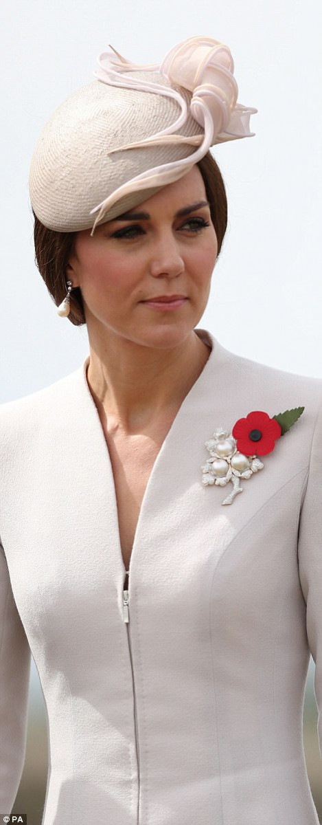 Catherine, Duchess of Cambridge: pic #954015