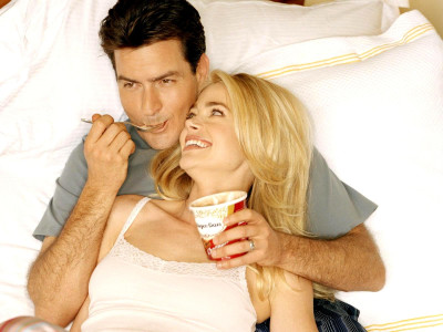 photo 3 in Charlie Sheen gallery [id233885] 2010-02-08